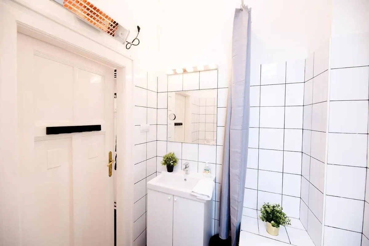 Ultra Central - Ac - Comfy Home Budapest 0*,