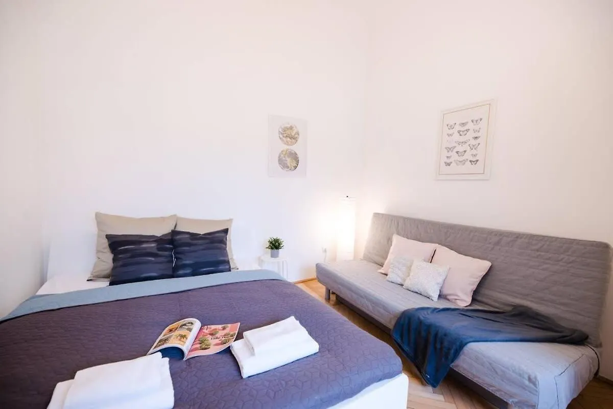Apartment Ultra Central - Ac - Comfy Home Budapest Hungary