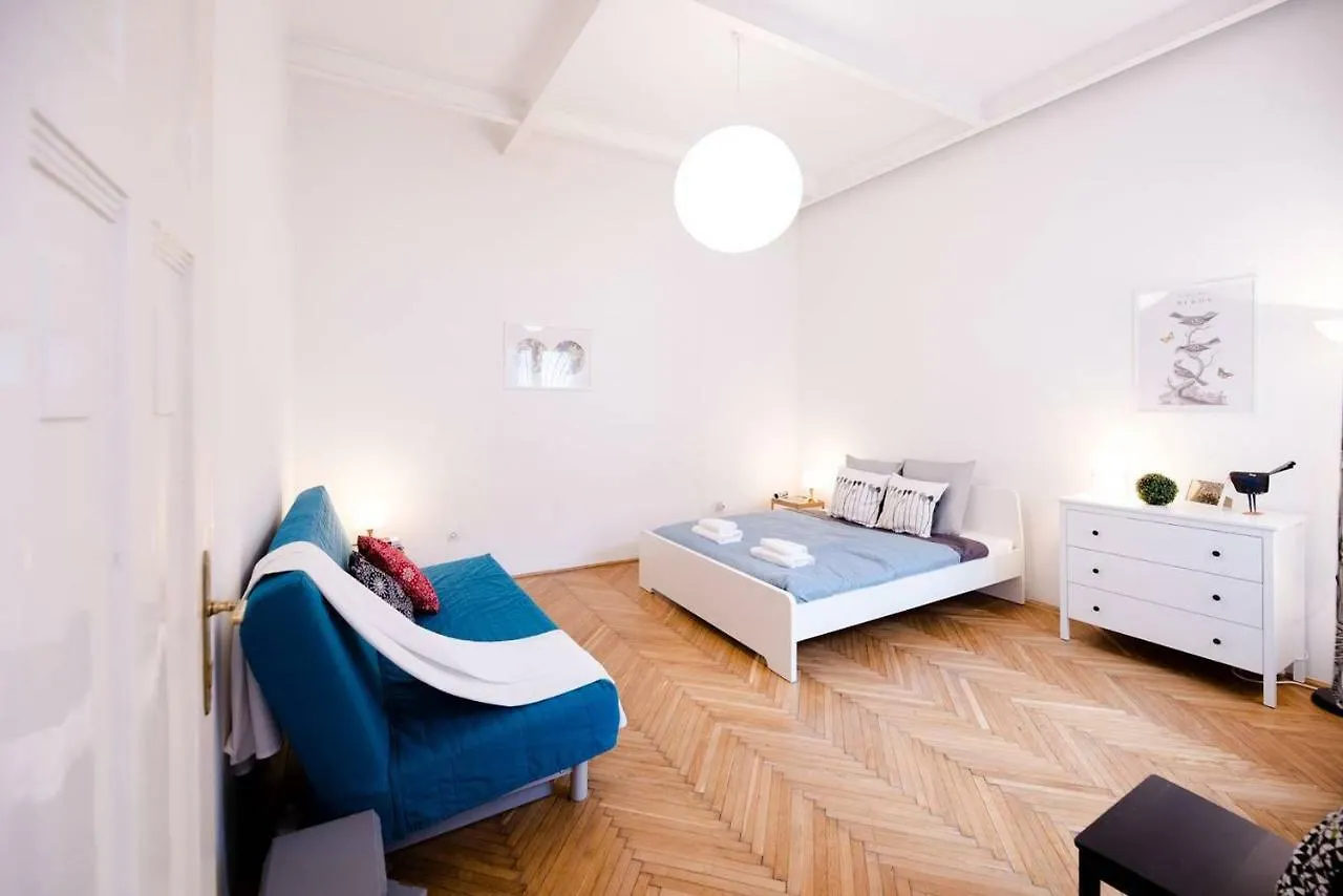 Apartment Ultra Central - Ac - Comfy Home Budapest